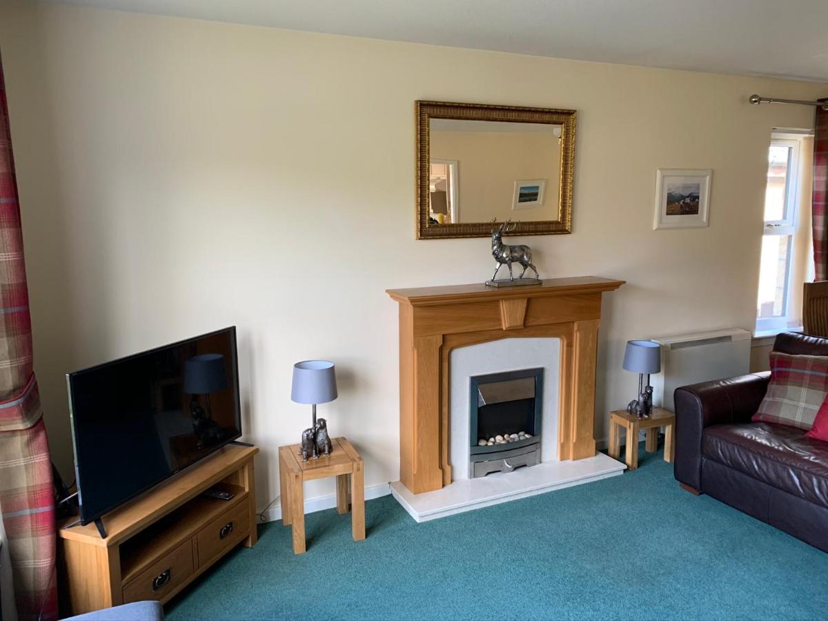 Cairngorm Cottage อาวีมอร์ ภายนอก รูปภาพ